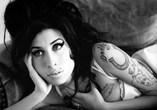 Pomirtinį Amy Winehouse albumą pristato nauja daina
