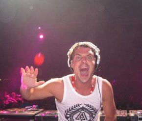 Axwell